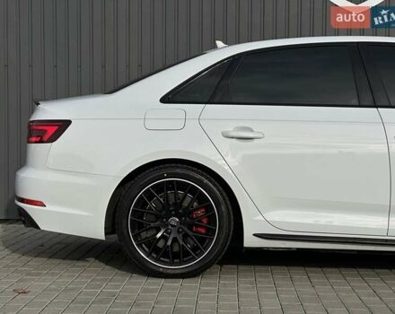 Белый Ауди А4, объемом двигателя 1.98 л и пробегом 210 тыс. км за 17999 $, фото 10 на Automoto.ua