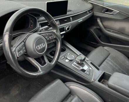 Белый Ауди А4, объемом двигателя 2 л и пробегом 183 тыс. км за 11000 $, фото 5 на Automoto.ua