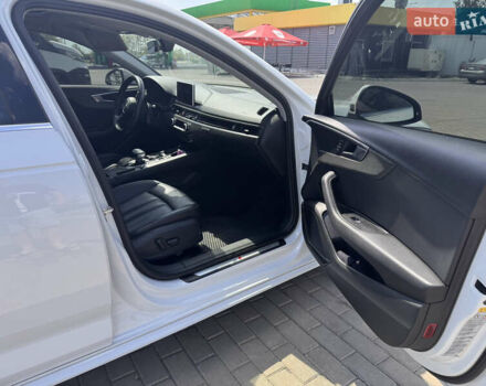 Белый Ауди А4, объемом двигателя 1.98 л и пробегом 190 тыс. км за 16000 $, фото 5 на Automoto.ua