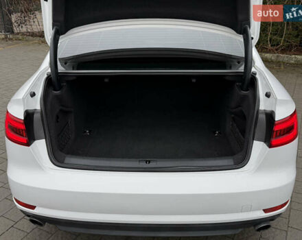 Белый Ауди А4, объемом двигателя 2 л и пробегом 178 тыс. км за 14999 $, фото 39 на Automoto.ua