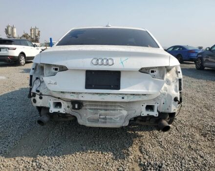 Белый Ауди А4, объемом двигателя 2 л и пробегом 86 тыс. км за 13500 $, фото 4 на Automoto.ua