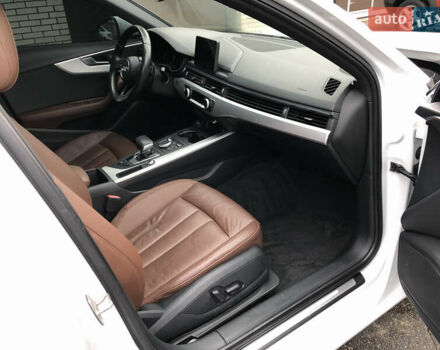 Білий Ауді А4, об'ємом двигуна 2 л та пробігом 173 тис. км за 12345 $, фото 44 на Automoto.ua