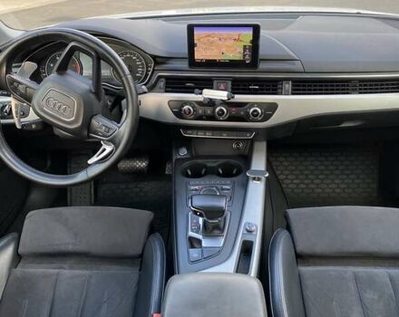 Белый Ауди А4, объемом двигателя 1.97 л и пробегом 300 тыс. км за 17723 $, фото 12 на Automoto.ua