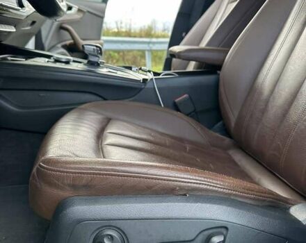 Ауді А4 2017 у Городке на Automoto.ua Білий Ауді А4, об'ємом двигуна 1.98 л та пробігом 230 тис. км за 18500 $, фото 17 на Automoto.ua