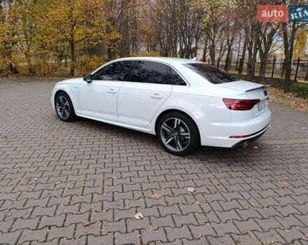 Білий Ауді А4, об'ємом двигуна 1.98 л та пробігом 105 тис. км за 20000 $, фото 8 на Automoto.ua