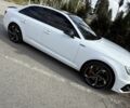Белый Ауди А4, объемом двигателя 2 л и пробегом 170 тыс. км за 20000 $, фото 2 на Automoto.ua