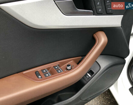 Білий Ауді А4, об'ємом двигуна 2 л та пробігом 173 тис. км за 12345 $, фото 38 на Automoto.ua