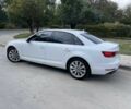 Білий Ауді А4, об'ємом двигуна 2 л та пробігом 60 тис. км за 13000 $, фото 3 на Automoto.ua