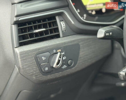 Белый Ауди А4, объемом двигателя 2 л и пробегом 156 тыс. км за 17900 $, фото 9 на Automoto.ua