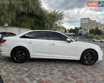 Білий Ауді А4, об'ємом двигуна 1.98 л та пробігом 172 тис. км за 15500 $, фото 9 на Automoto.ua