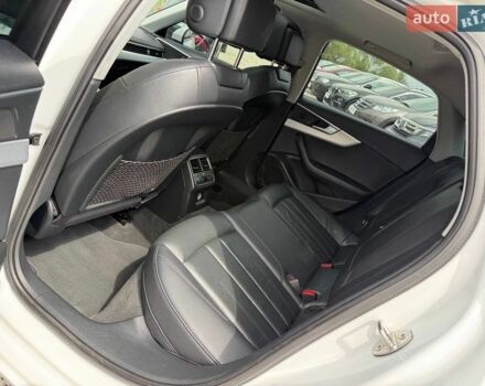 Білий Ауді А4, об'ємом двигуна 2 л та пробігом 179 тис. км за 13800 $, фото 42 на Automoto.ua