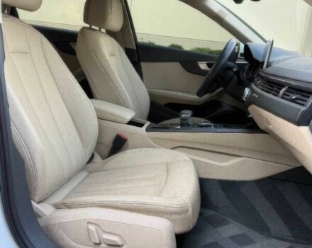 Білий Ауді А4, об'ємом двигуна 2 л та пробігом 63 тис. км за 8400 $, фото 8 на Automoto.ua