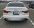 Белый Ауди А4, объемом двигателя 2 л и пробегом 120 тыс. км за 18000 $, фото 1 на Automoto.ua