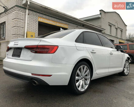 Білий Ауді А4, об'ємом двигуна 2 л та пробігом 173 тис. км за 12345 $, фото 15 на Automoto.ua