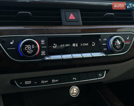 Белый Ауди А4, объемом двигателя 2 л и пробегом 205 тыс. км за 15900 $, фото 35 на Automoto.ua