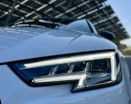 Белый Ауди А4, объемом двигателя 1.98 л и пробегом 179 тыс. км за 18500 $, фото 4 на Automoto.ua