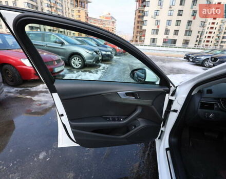 Білий Ауді А4, об'ємом двигуна 1.98 л та пробігом 67 тис. км за 26900 $, фото 13 на Automoto.ua