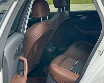 Білий Ауді А4, об'ємом двигуна 2 л та пробігом 45 тис. км за 25499 $, фото 8 на Automoto.ua