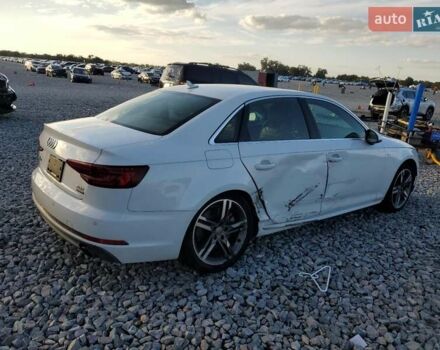 Белый Ауди А4, объемом двигателя 2 л и пробегом 50 тыс. км за 4000 $, фото 2 на Automoto.ua