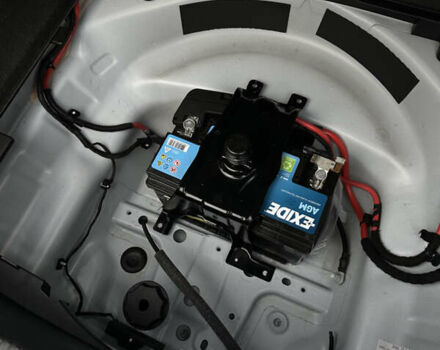 Білий Ауді А4, об'ємом двигуна 2 л та пробігом 156 тис. км за 20500 $, фото 9 на Automoto.ua