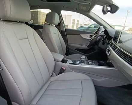 Білий Ауді А4, об'ємом двигуна 2 л та пробігом 132 тис. км за 17000 $, фото 8 на Automoto.ua