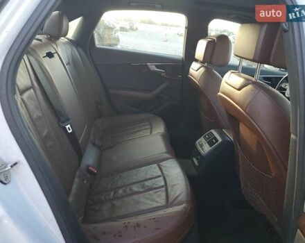 Белый Ауди А4, объемом двигателя 2 л и пробегом 50 тыс. км за 4000 $, фото 9 на Automoto.ua