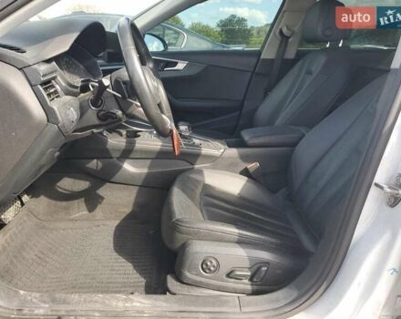 Білий Ауді А4, об'ємом двигуна 2 л та пробігом 145 тис. км за 4800 $, фото 6 на Automoto.ua
