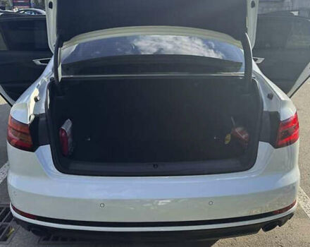 Білий Ауді А4, об'ємом двигуна 1.98 л та пробігом 88 тис. км за 22600 $, фото 13 на Automoto.ua