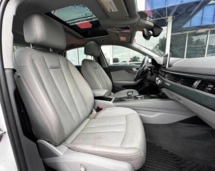 Білий Ауді А4, об'ємом двигуна 2 л та пробігом 33 тис. км за 12000 $, фото 12 на Automoto.ua