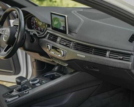 Білий Ауді А4, об'ємом двигуна 2 л та пробігом 78 тис. км за 17900 $, фото 5 на Automoto.ua