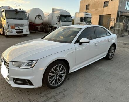 Ауди А4 2018 в Николаеве на Automoto.ua Белый Ауди А4, объемом двигателя 0 л и пробегом 75 тыс. км за 19300 $, фото 1 на Automoto.ua