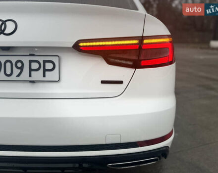 Білий Ауді А4, об'ємом двигуна 1.98 л та пробігом 97 тис. км за 19700 $, фото 10 на Automoto.ua