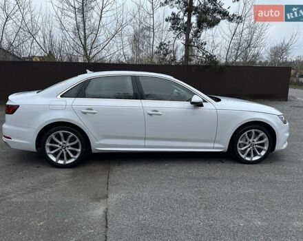 Белый Ауди А4, объемом двигателя 1.98 л и пробегом 72 тыс. км за 20500 $, фото 7 на Automoto.ua