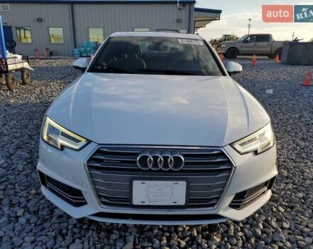 Белый Ауди А4, объемом двигателя 2 л и пробегом 50 тыс. км за 4000 $, фото 4 на Automoto.ua