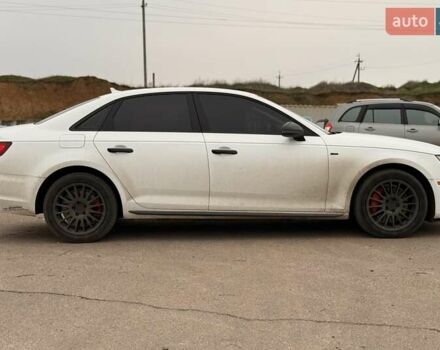 Белый Ауди А4, объемом двигателя 1.98 л и пробегом 102 тыс. км за 20500 $, фото 7 на Automoto.ua