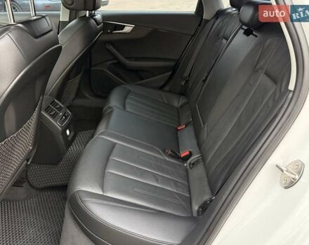 Белый Ауди А4, объемом двигателя 1.98 л и пробегом 102 тыс. км за 20500 $, фото 12 на Automoto.ua