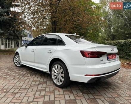 Білий Ауді А4, об'ємом двигуна 2 л та пробігом 272 тис. км за 14500 $, фото 8 на Automoto.ua