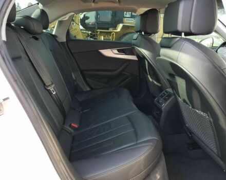 Белый Ауди А4, объемом двигателя 2 л и пробегом 114 тыс. км за 13700 $, фото 7 на Automoto.ua