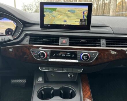 Білий Ауді А4, об'ємом двигуна 2 л та пробігом 30 тис. км за 12000 $, фото 8 на Automoto.ua