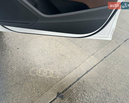 Білий Ауді А4, об'ємом двигуна 1.98 л та пробігом 97 тис. км за 19700 $, фото 11 на Automoto.ua