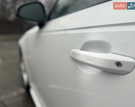 Білий Ауді А4, об'ємом двигуна 1.98 л та пробігом 97 тис. км за 19700 $, фото 9 на Automoto.ua