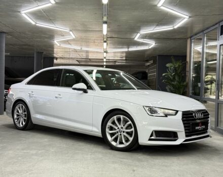 Белый Ауди А4, объемом двигателя 2 л и пробегом 97 тыс. км за 18900 $, фото 2 на Automoto.ua