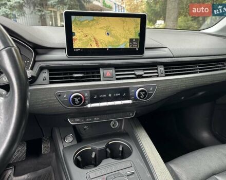 Білий Ауді А4, об'ємом двигуна 2 л та пробігом 272 тис. км за 14500 $, фото 13 на Automoto.ua