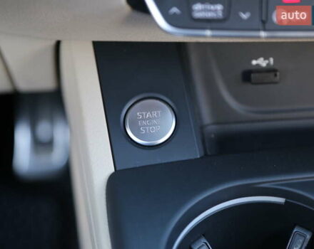 Білий Ауді А4, об'ємом двигуна 2 л та пробігом 74 тис. км за 21500 $, фото 22 на Automoto.ua