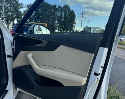Білий Ауді А4, об'ємом двигуна 2 л та пробігом 75 тис. км за 22000 $, фото 12 на Automoto.ua