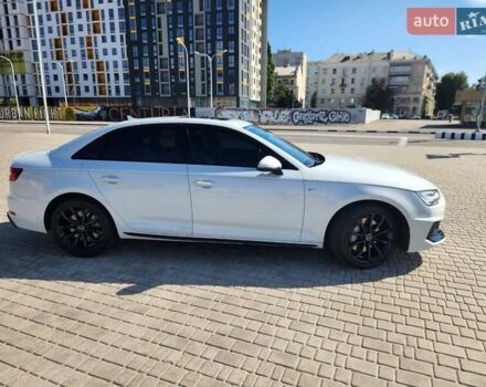 Белый Ауди А4, объемом двигателя 1.98 л и пробегом 86 тыс. км за 23500 $, фото 4 на Automoto.ua