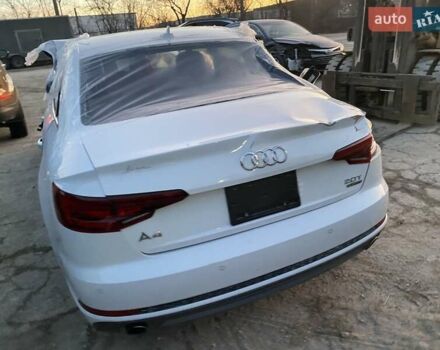 Білий Ауді А4, об'ємом двигуна 2 л та пробігом 53 тис. км за 8500 $, фото 3 на Automoto.ua