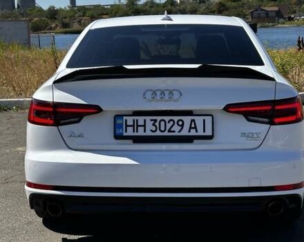 Білий Ауді А4, об'ємом двигуна 1.98 л та пробігом 122 тис. км за 18890 $, фото 16 на Automoto.ua