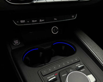 Білий Ауді А4, об'ємом двигуна 1.98 л та пробігом 75 тис. км за 22200 $, фото 13 на Automoto.ua