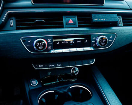 Білий Ауді А4, об'ємом двигуна 1.98 л та пробігом 150 тис. км за 21500 $, фото 5 на Automoto.ua